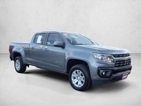 Used 2022 Chevrolet Colorado LT w/ LT Convenience Package image 6