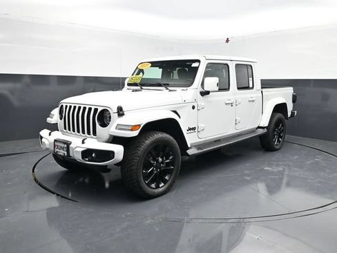 Used 2021 Jeep Gladiator Overland AWD/4WD image 4