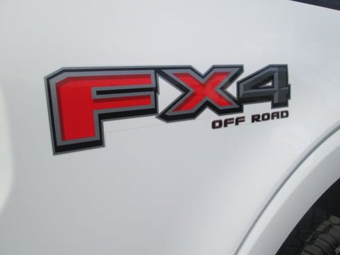 Used 2022 Ford F150 XLT w/ Equipment Group 302A High image 9