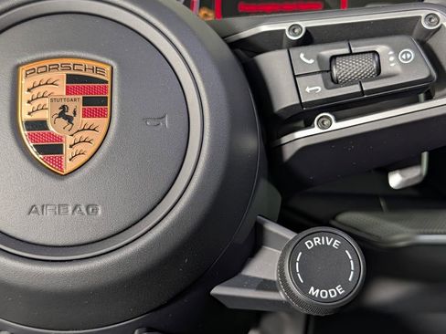 New 2026 Porsche Cayenne image 39