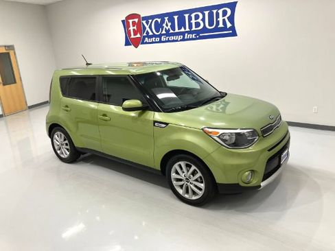 Used 2018 Kia Soul + FWD image 20
