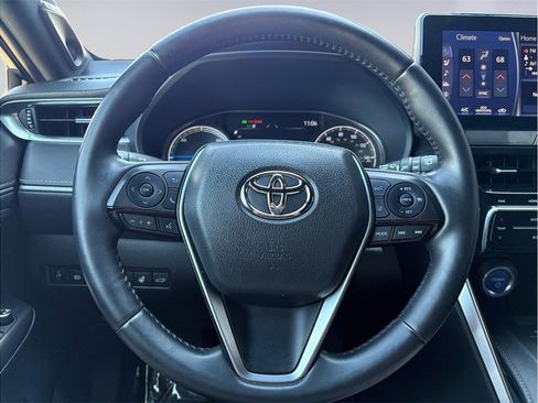 Used 2021 Toyota Venza Limited w/ Carpet Mat Package (TMS) image 12