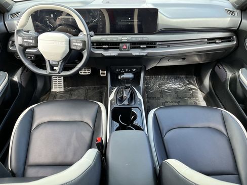 Used 2025 Kia K4 GT-Line Turbo FWD image 9