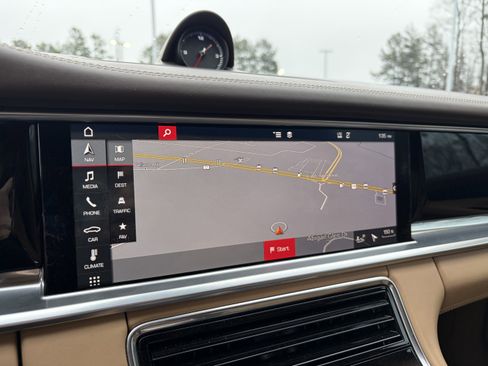 Used 2018 Porsche Panamera 4 w/ Premium Package Plus image 18