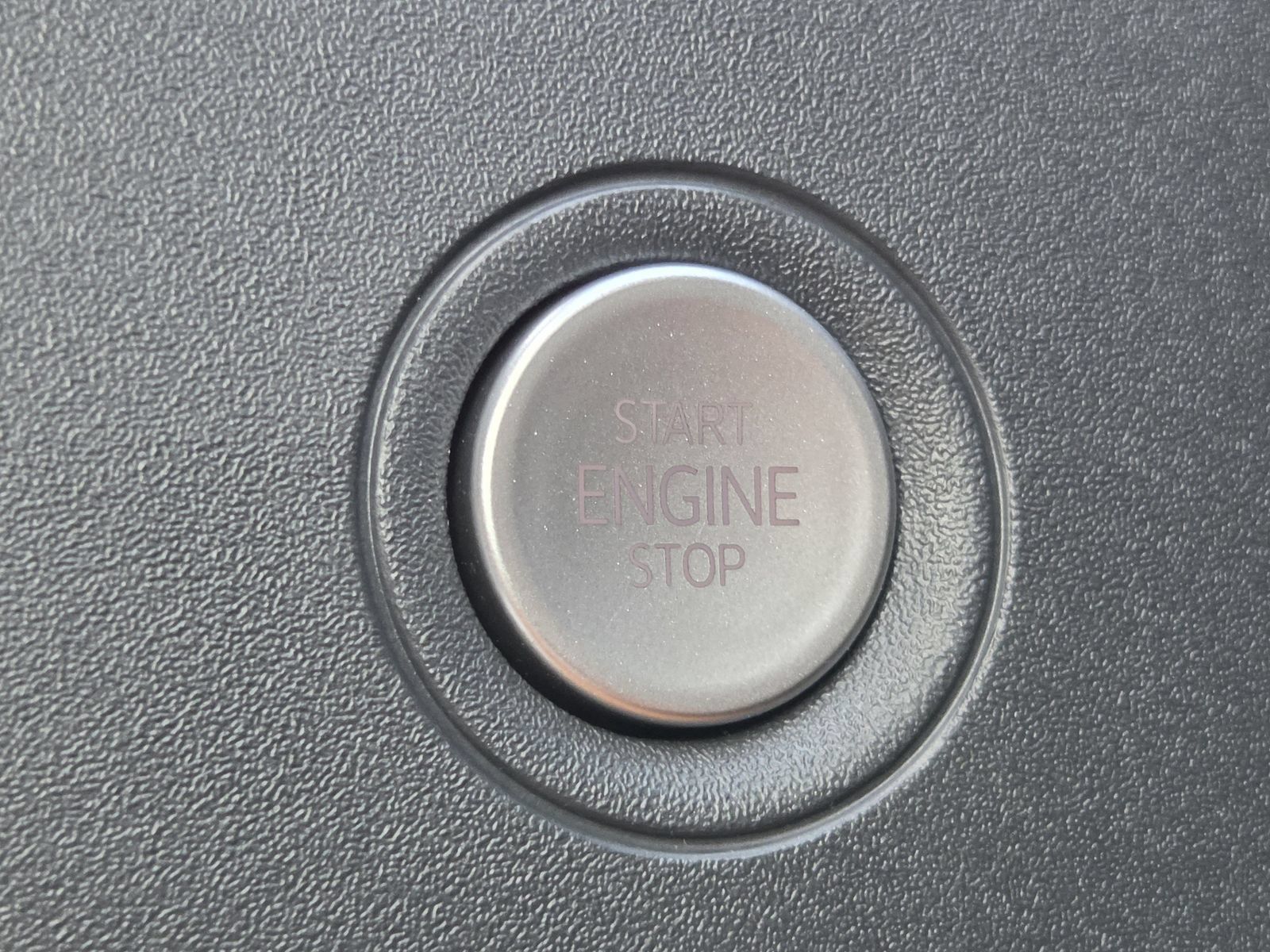 Used 2022 Volkswagen ID.4 Pro RWD image 25