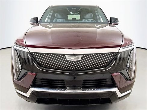 New 2025 Cadillac Escalade IQ Luxury 1 w/ Smart Trailering package image 2