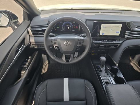 Used 2026 Toyota Camry SE w/ Convenience Package FWD image 14