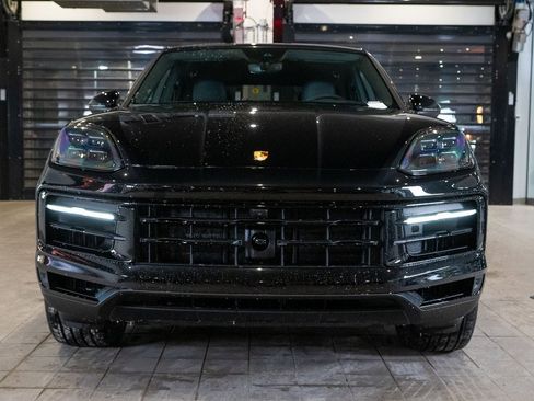 New 2026 Porsche Cayenne S image 7