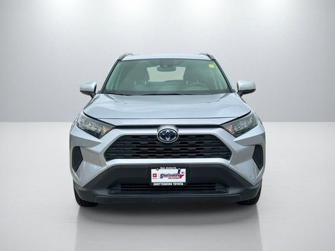 Certified 2022 Toyota RAV4 LE AWD/4WD image 2