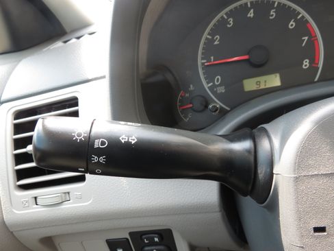 Used 2010 Toyota Corolla FWD image 13