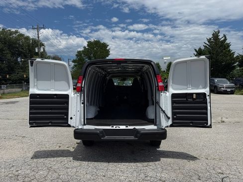 New 2026 Chevrolet Express 2500 Extended w/ Driver Convenience Package RWD image 19