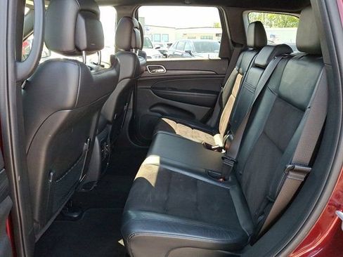 Certified 2020 Jeep Grand Cherokee Laredo w/ Laredo X Package AWD/4WD image 13