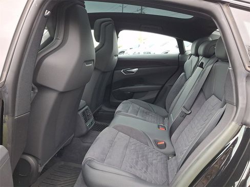 Certified 2024 Audi e-tron GT Premium Plus image 17