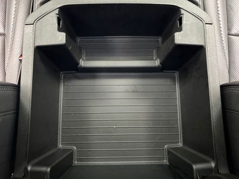 Used 2023 GMC Yukon Denali image 41