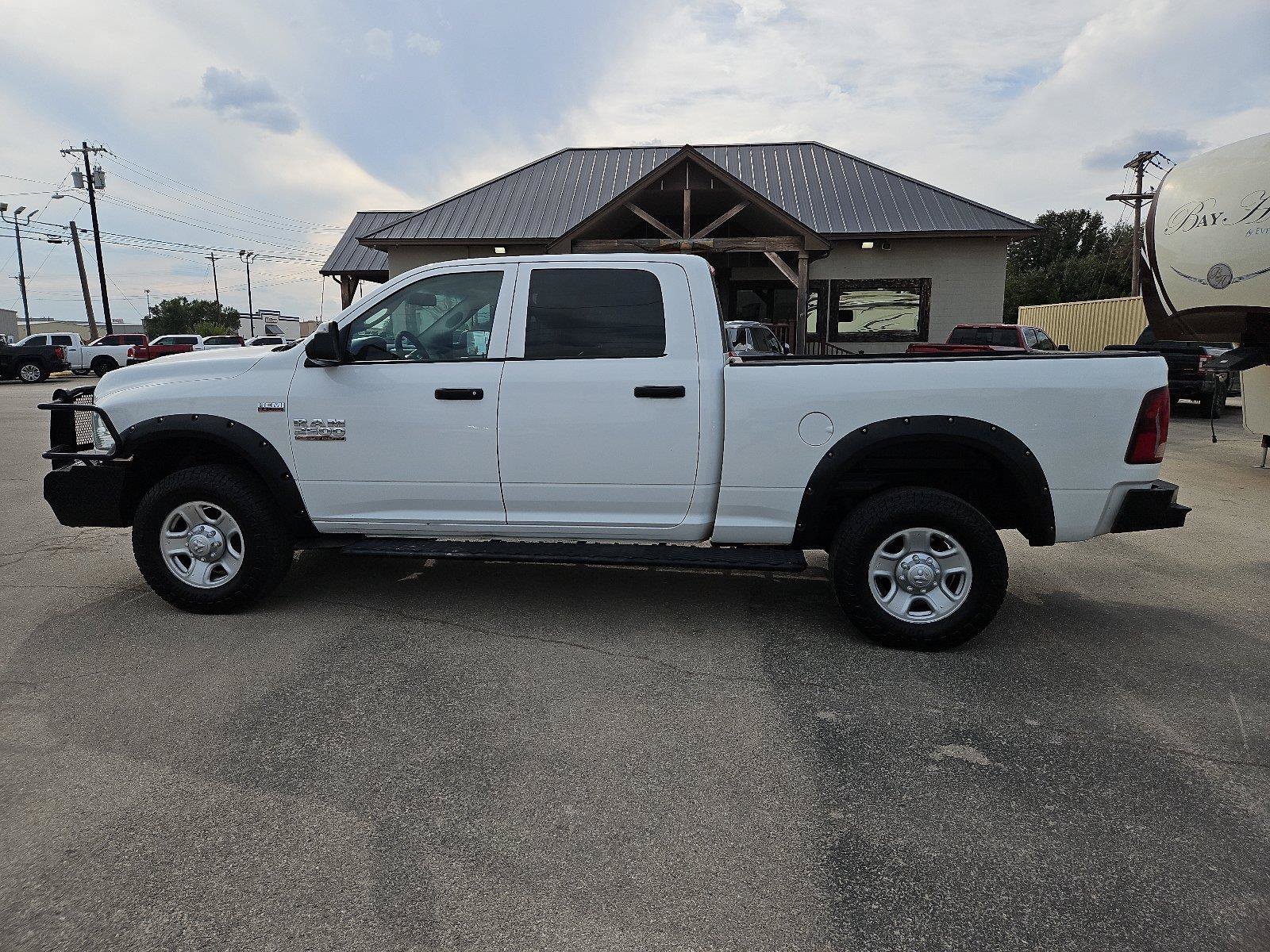 Used 2018 RAM 2500 Tradesman AWD/4WD image 3