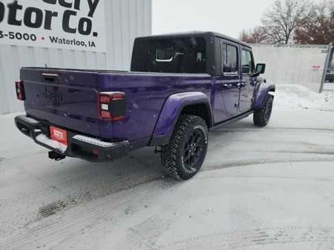 New 2026 Jeep Gladiator Willys image 18