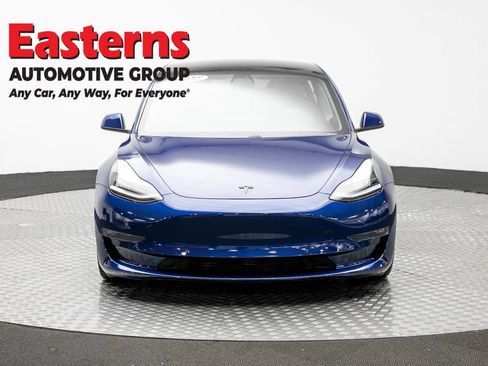 Used 2018 Tesla Model 3 Performance AWD/4WD image 2