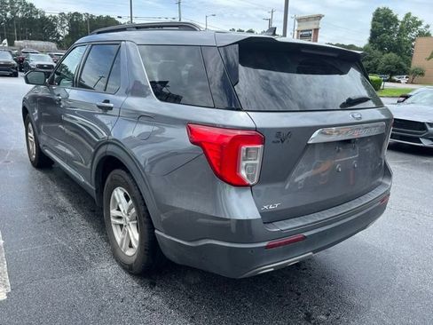 Used 2021 Ford Explorer XLT w/ Equipment Group 202A RWD image 9