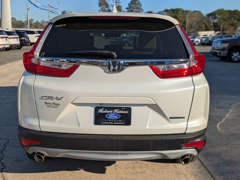 Used 2017 Honda CR-V Touring image 7