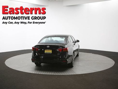 Used 2024 Nissan Altima 2.5 SV image 36