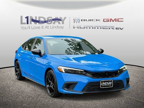 Used 2022 Honda Civic Sport image 2