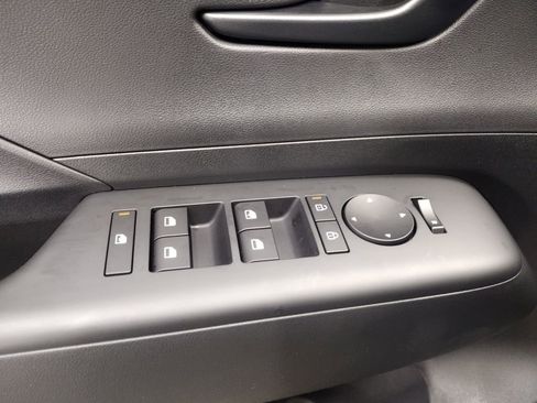 New 2026 Hyundai Kona SE image 8