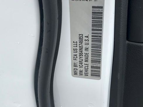 Used 2022 Jeep Grand Cherokee Limited 4xe image 38