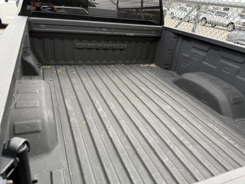 Used 2024 GMC Sierra 2500 Denali Ultimate image 8