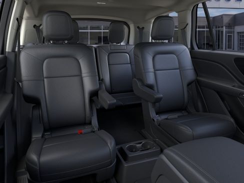 New 2026 Lincoln Aviator AWD image 11