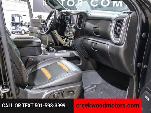 Used 2020 GMC Sierra 2500 AT4 w/ AT4 Premium Package image 11