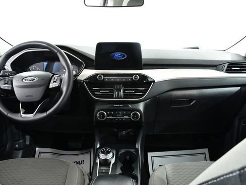 Used 2022 Ford Escape SE w/ SE Sport Appearance Package image 7