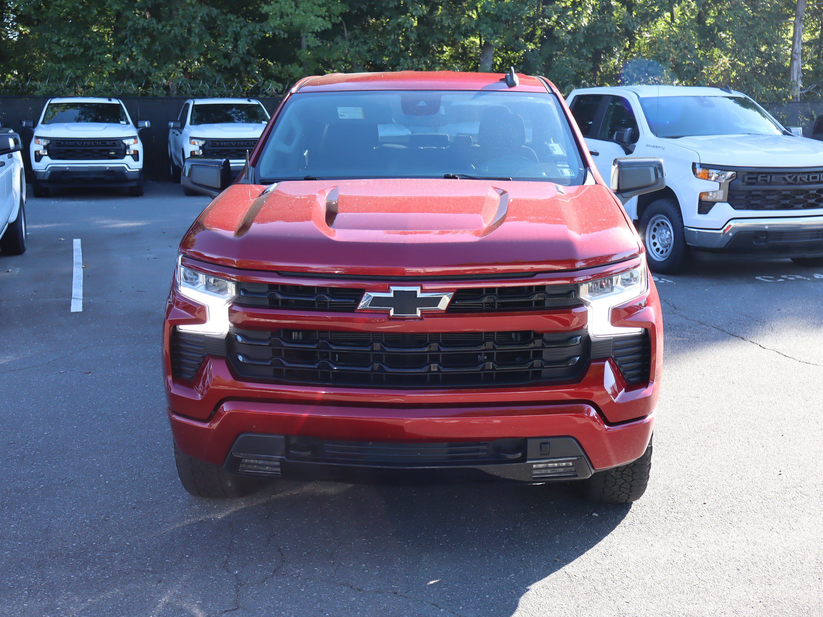 Used 2023 Chevrolet Silverado 1500 RST w/ Z71 Off-Road Package AWD/4WD image 3