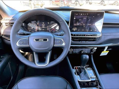 New 2026 Jeep Compass Latitude AWD/4WD image 21