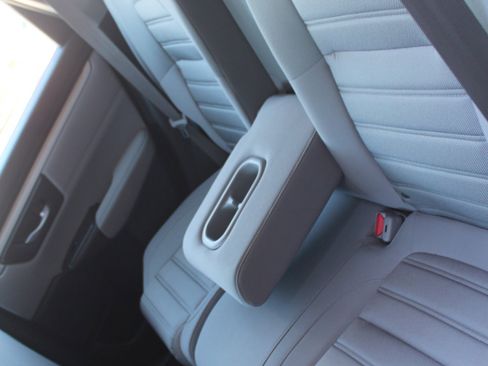 Used 2018 Honda CR-V LX image 17