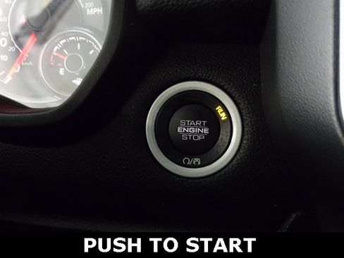 Used 2021 RAM 1500 Big Horn image 9