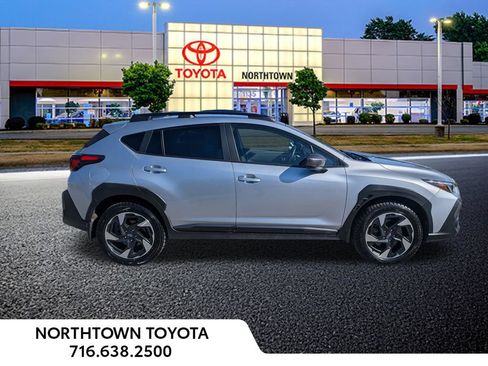 Used 2024 Subaru Crosstrek 2.5i Limited AWD/4WD image 13