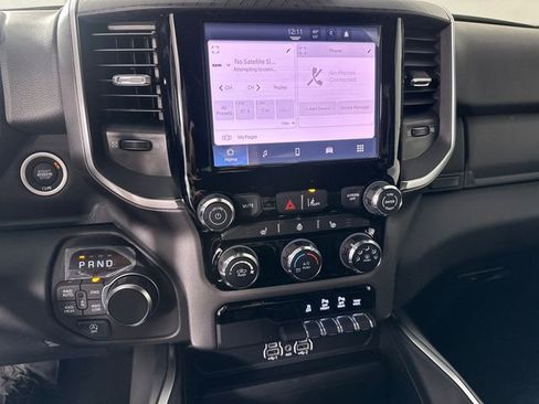 New 2026 RAM 1500 4x4 Crew Cab image 29