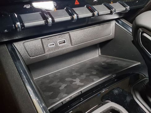 New 2025 GMC Canyon Elevation w/ Technology Package image 14