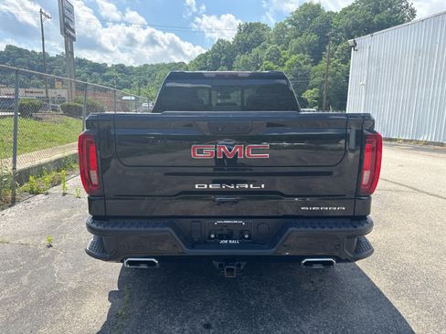 Used 2022 GMC Sierra 1500 Denali AWD/4WD image 6