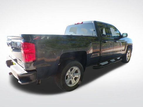 Used 2018 Chevrolet Silverado 1500 LT w/ All Star Edition AWD/4WD image 7