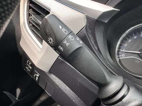 Used 2014 Toyota Corolla LE FWD image 18