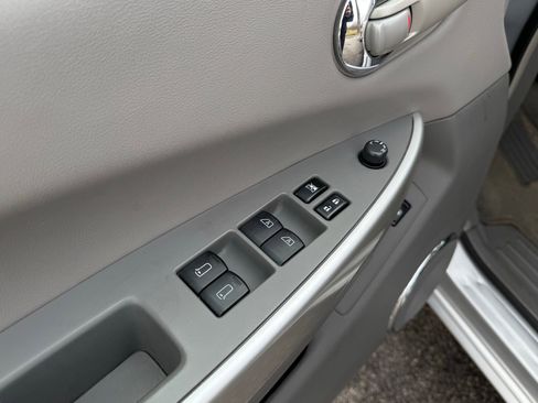 Used 2009 Nissan Quest SE w/ Seat Pkg image 47