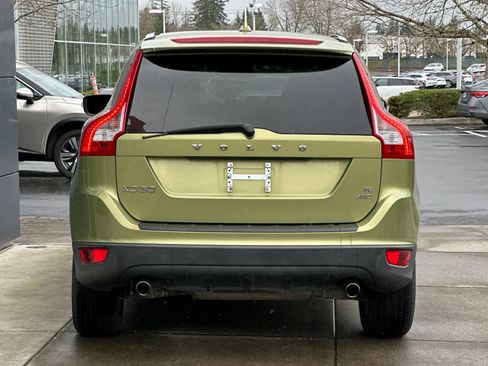 Used 2010 Volvo XC60 T6 image 4
