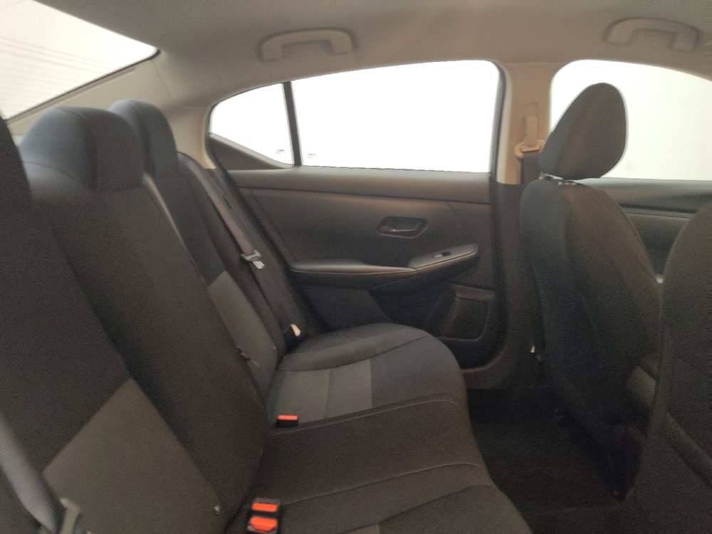 Used 2024 Nissan Sentra SV FWD image 19