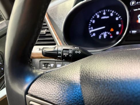 Used 2017 Hyundai Santa Fe SE w/ SE Ultimate Tech Package 03 image 21