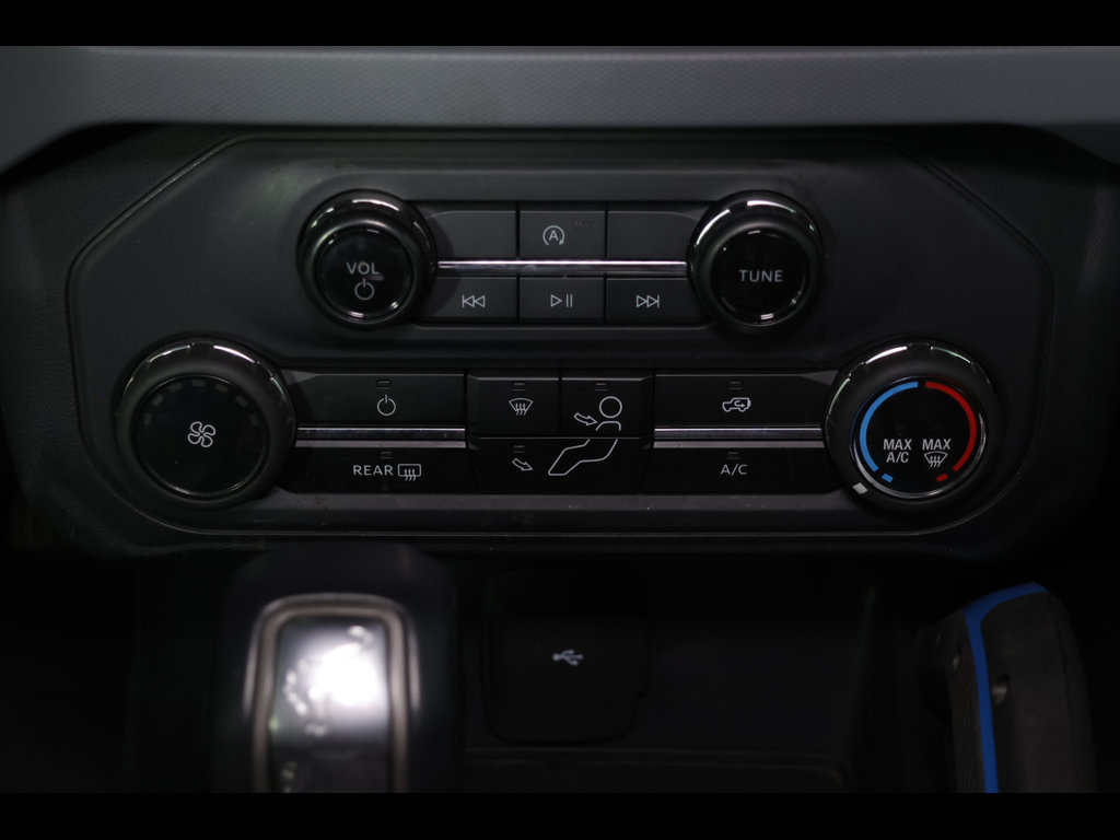 Used 2024 Ford Bronco Black Diamond AWD/4WD image 23