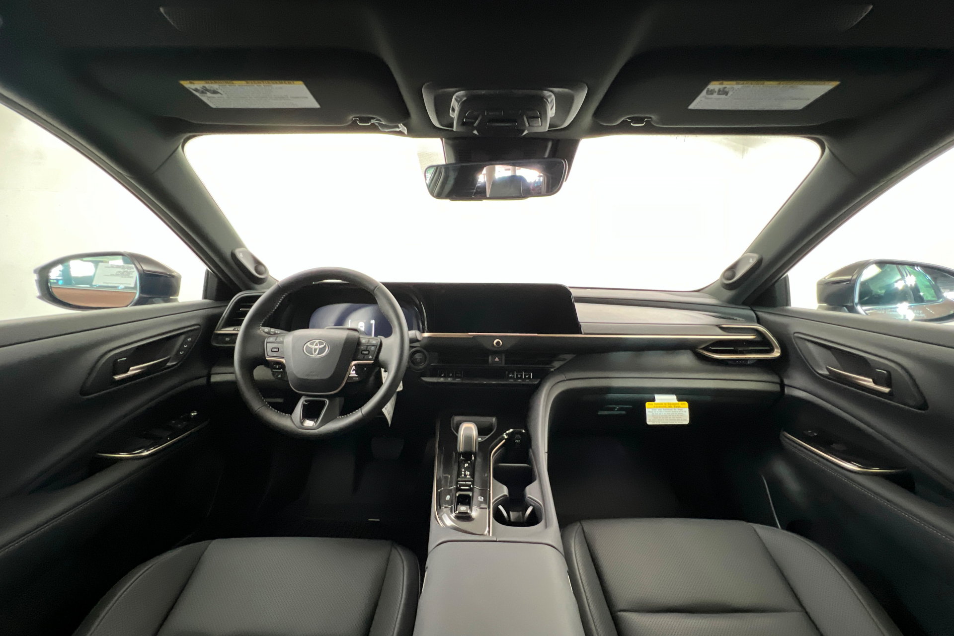 New 2026 Toyota Crown Platinum AWD/4WD image 9
