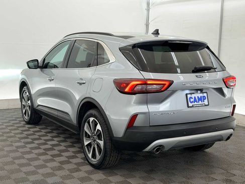 Used 2024 Ford Escape Platinum image 4