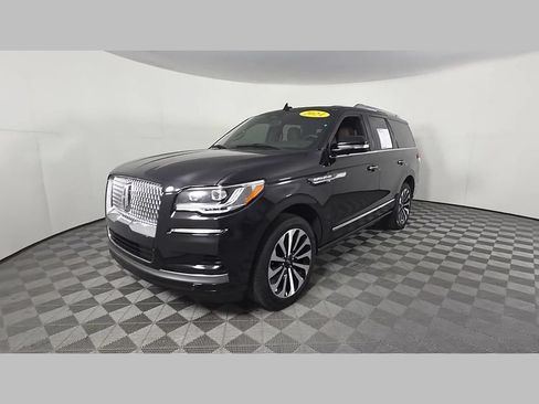 Used 2024 Lincoln Navigator Reserve AWD/4WD image 49