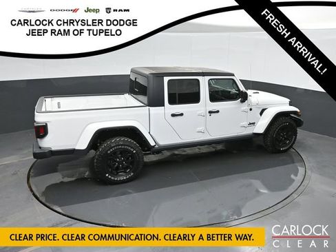 Used 2022 Jeep Gladiator Sport image 48